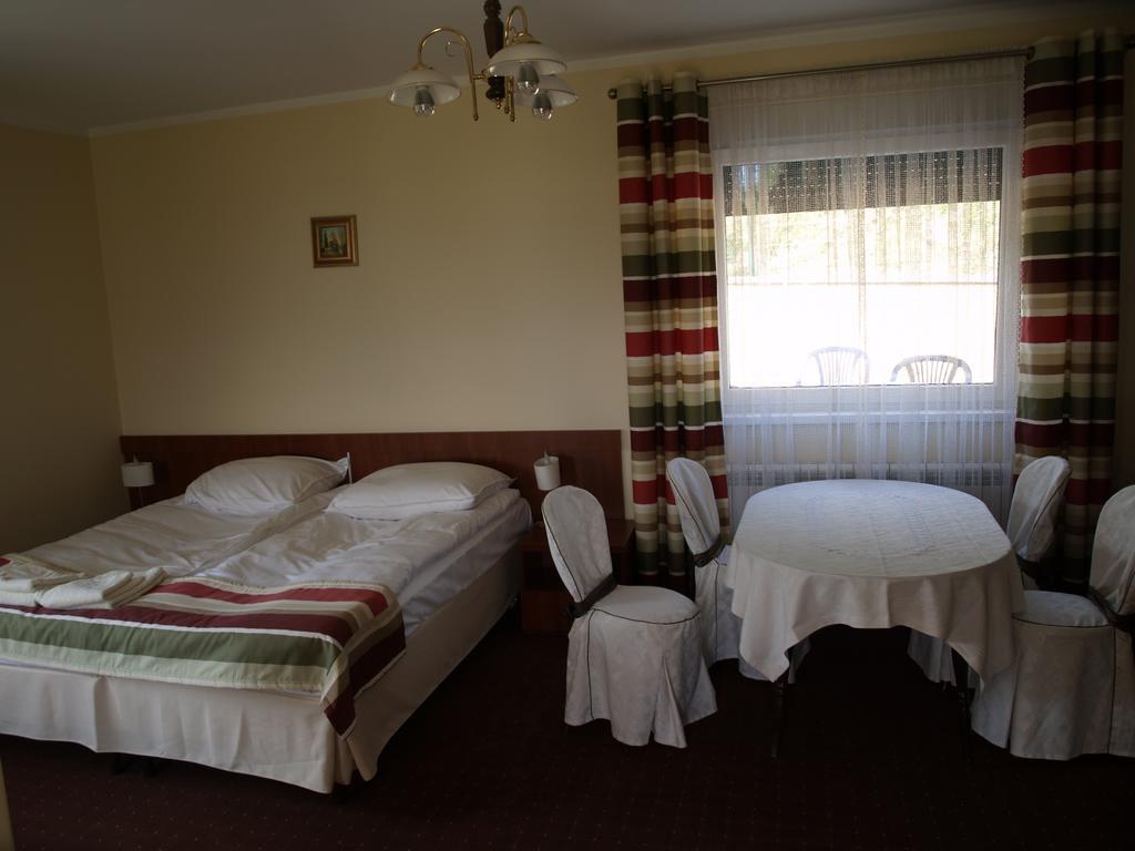Apartamenty Ostrawa Zarzecze  Zimmer foto